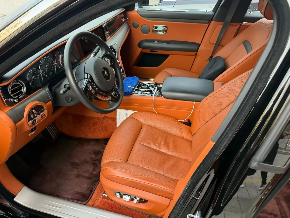 2021 Rolls-Royce Ghost 6.7T 571HP V12 8AT,autocango,china used car exporter,china ev exporter,chinese used car exporter,chinese used ev exporter