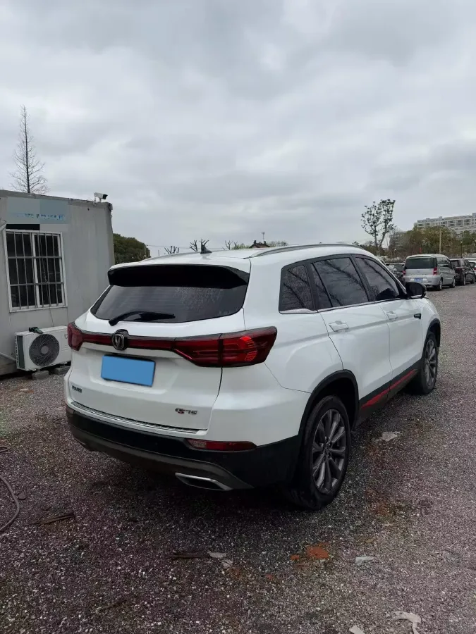 2023 ChangAn CS75 1.5T 188HP L4 7DCT,autocango,china used car exporter,china ev exporter,chinese used car exporter,chinese used ev exporter