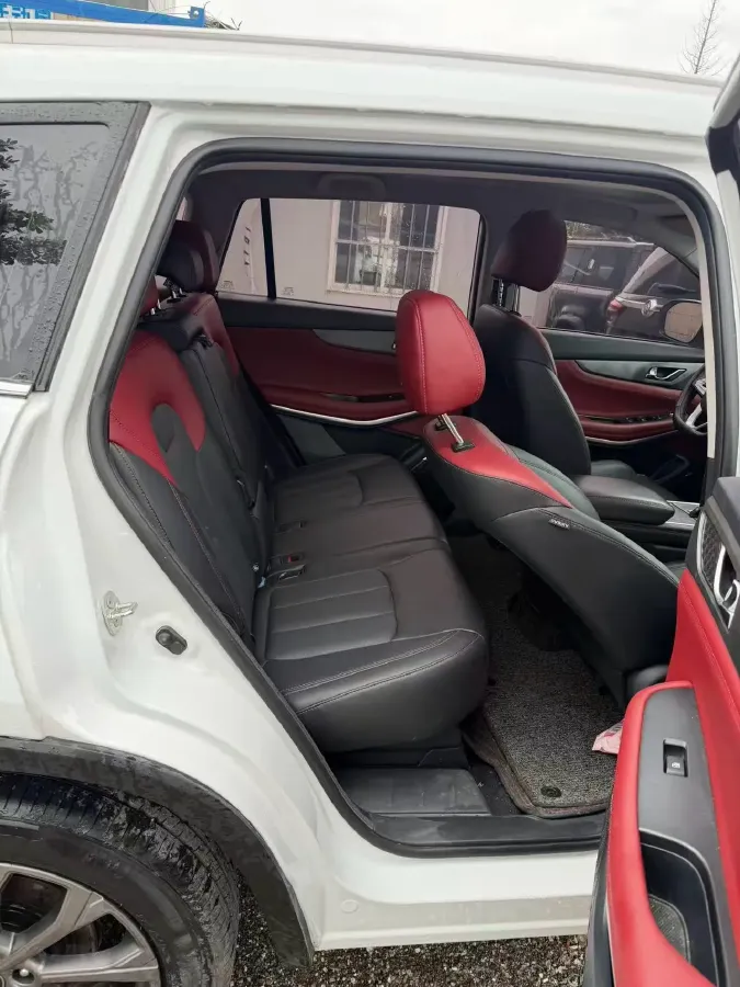 2023 ChangAn CS75 1.5T 188HP L4 7DCT,autocango,china used car exporter,china ev exporter,chinese used car exporter,chinese used ev exporter