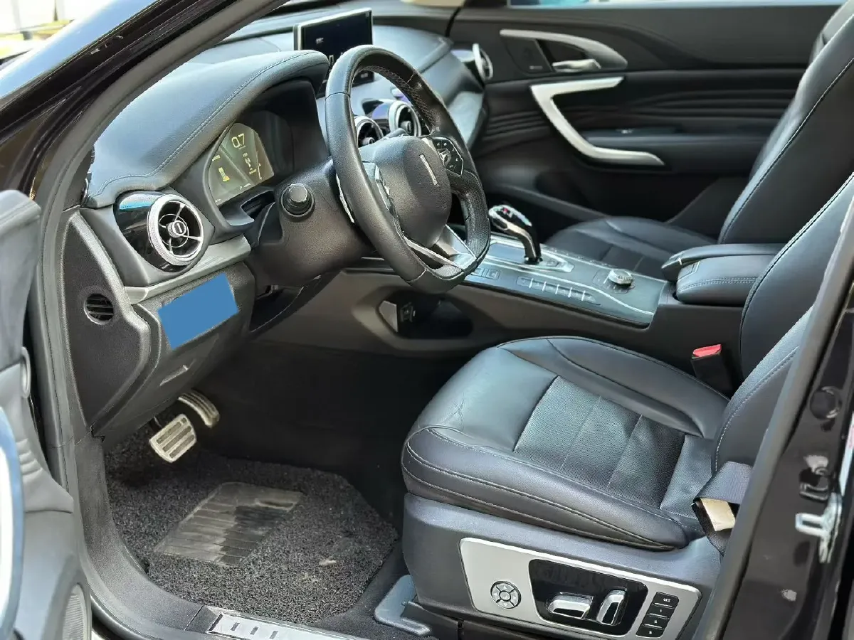 2019 WEY VV7 2.0T 227HP L4 7DCT,autocango,china used car exporter,china ev exporter,chinese used car exporter,chinese used ev exporter