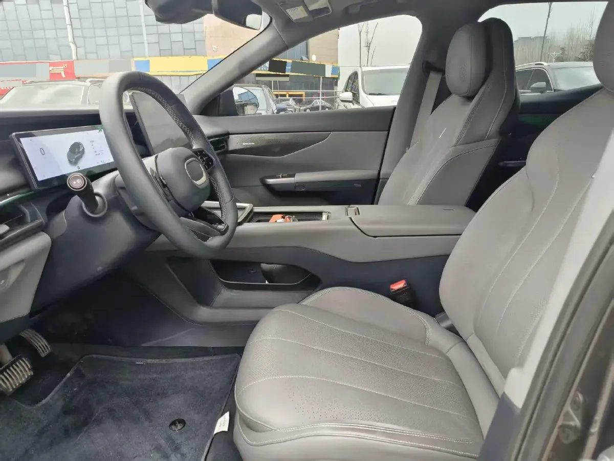 2024 LYNK&CO 07 EM-P 1.5T 163HP L4 3DHT PHEV 18.99KWH,autocango,china used car exporter,china ev exporter,chinese used car exporter,chinese used ev exporter