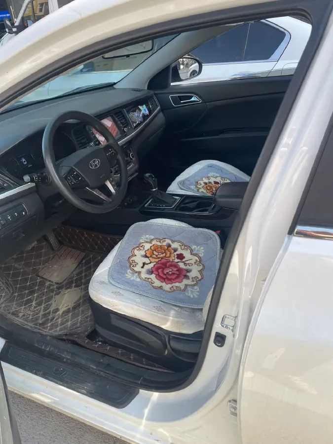 2017 Hyundai Mistra 1.6T 175HP L4 7DCT,autocango,china used car exporter,china ev exporter,chinese used car exporter,chinese used ev exporter