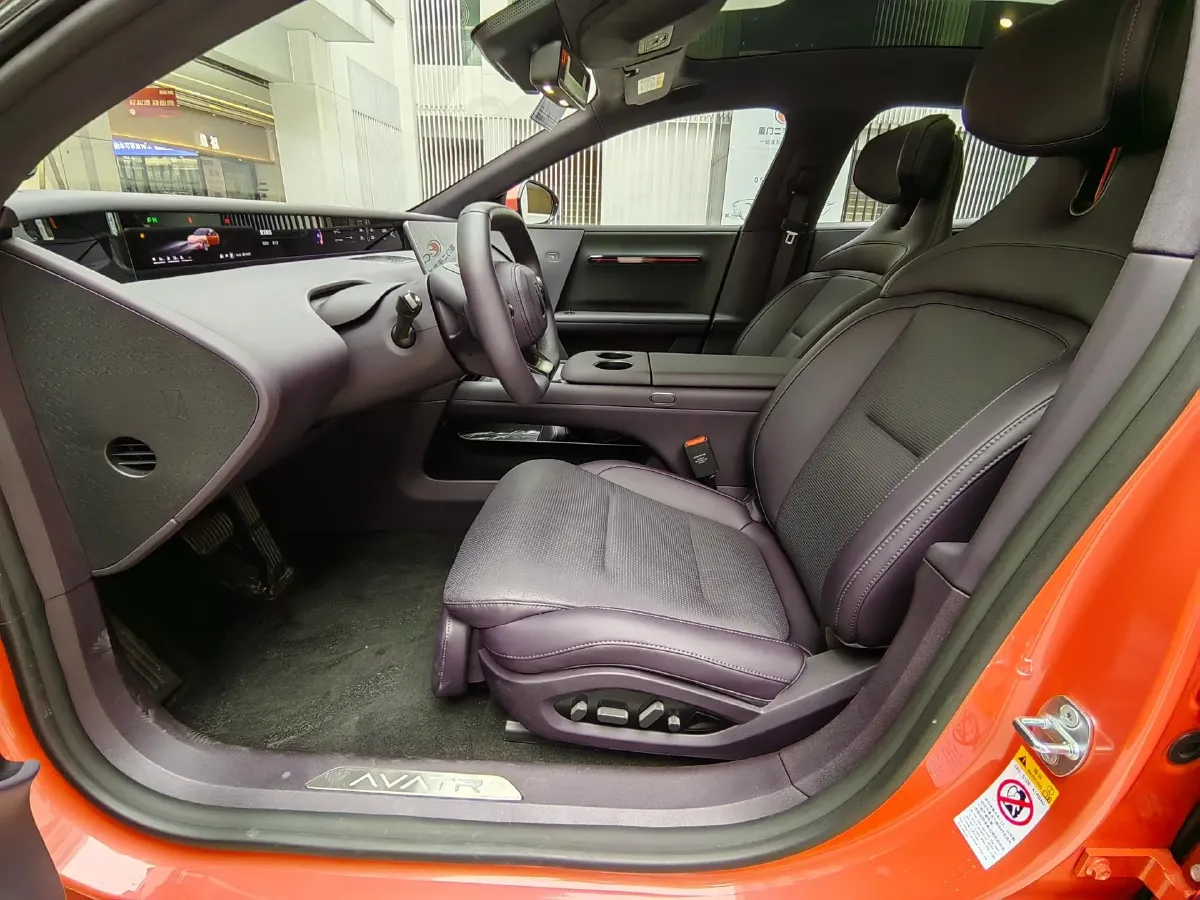 2025 Avatr 06 REEV 156HP REEV,autocango,china used car exporter,china ev exporter,chinese used car exporter,chinese used ev exporter