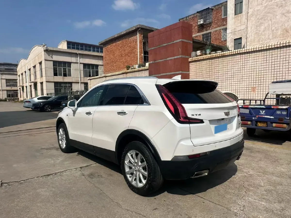 2020 Cadillac XT4 2.0T 241HP L4 9AT,autocango,china used car exporter,china ev exporter,chinese used car exporter,chinese used ev exporter