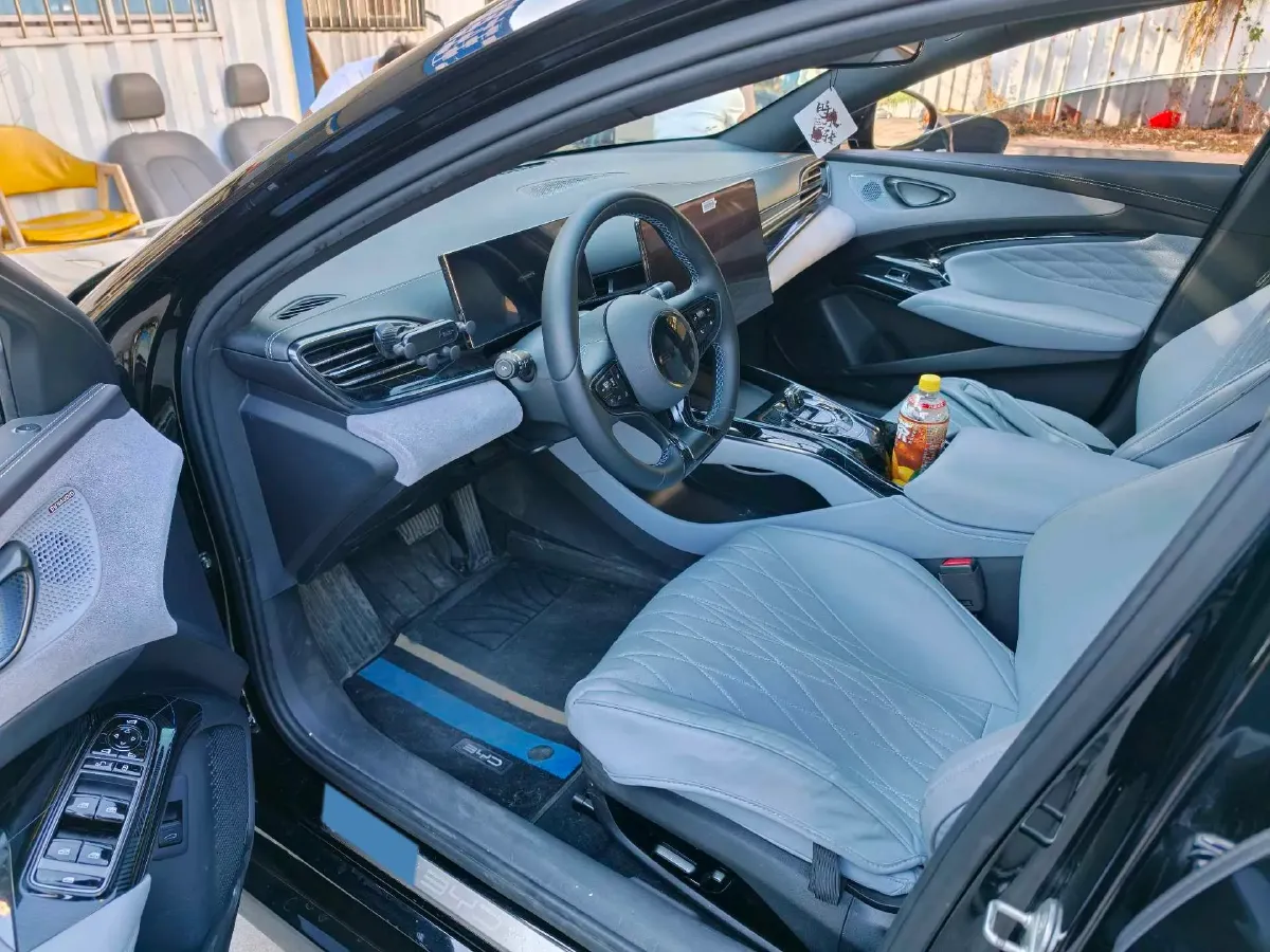 2022 MAXUS DaJia 5 BEV 70KWH,autocango,china used car exporter,china ev exporter,chinese used car exporter,chinese used ev exporter