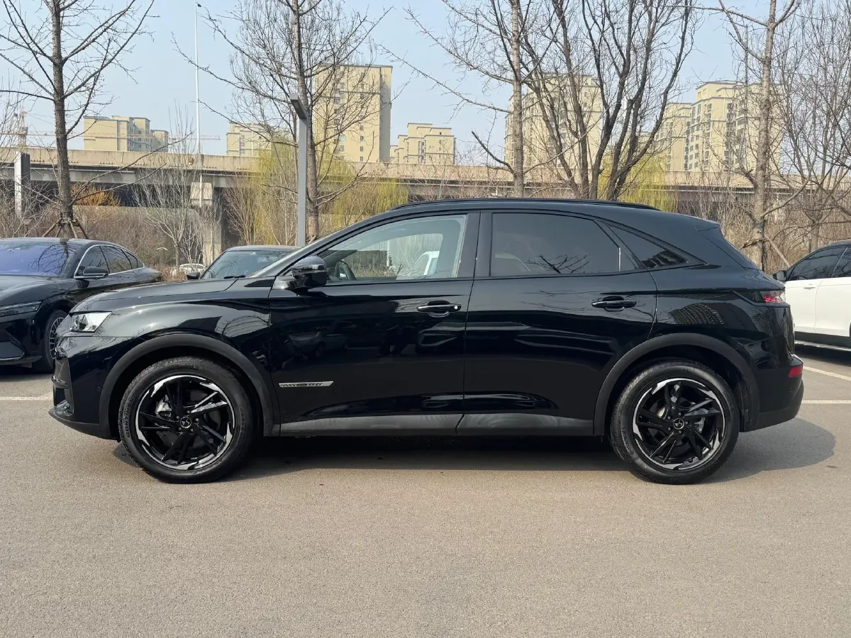 2022 DS 7 1.6T 215HP L4 8AT,autocango,china used car exporter,china ev exporter,chinese used car exporter,chinese used ev exporter
