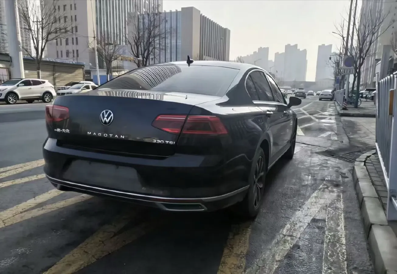 2019 Volkswagen Magotan 2.0T 186HP L4 7DCT,autocango,china used car exporter,china ev exporter,chinese used car exporter,chinese used ev exporter