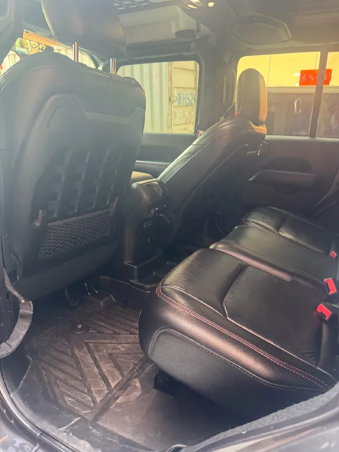 2022 Mercedes-Benz E Class 2.0T 258HP L4 9AT,autocango,china used car exporter,china ev exporter,chinese used car exporter,chinese used ev exporter