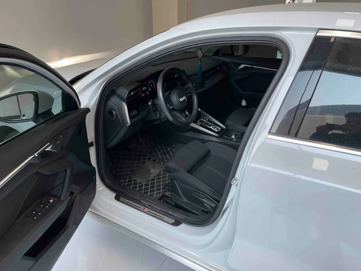 2023 Audi A3 1.4T 150HP L4 7DCT,autocango,china used car exporter,china ev exporter,chinese used car exporter,chinese used ev exporter