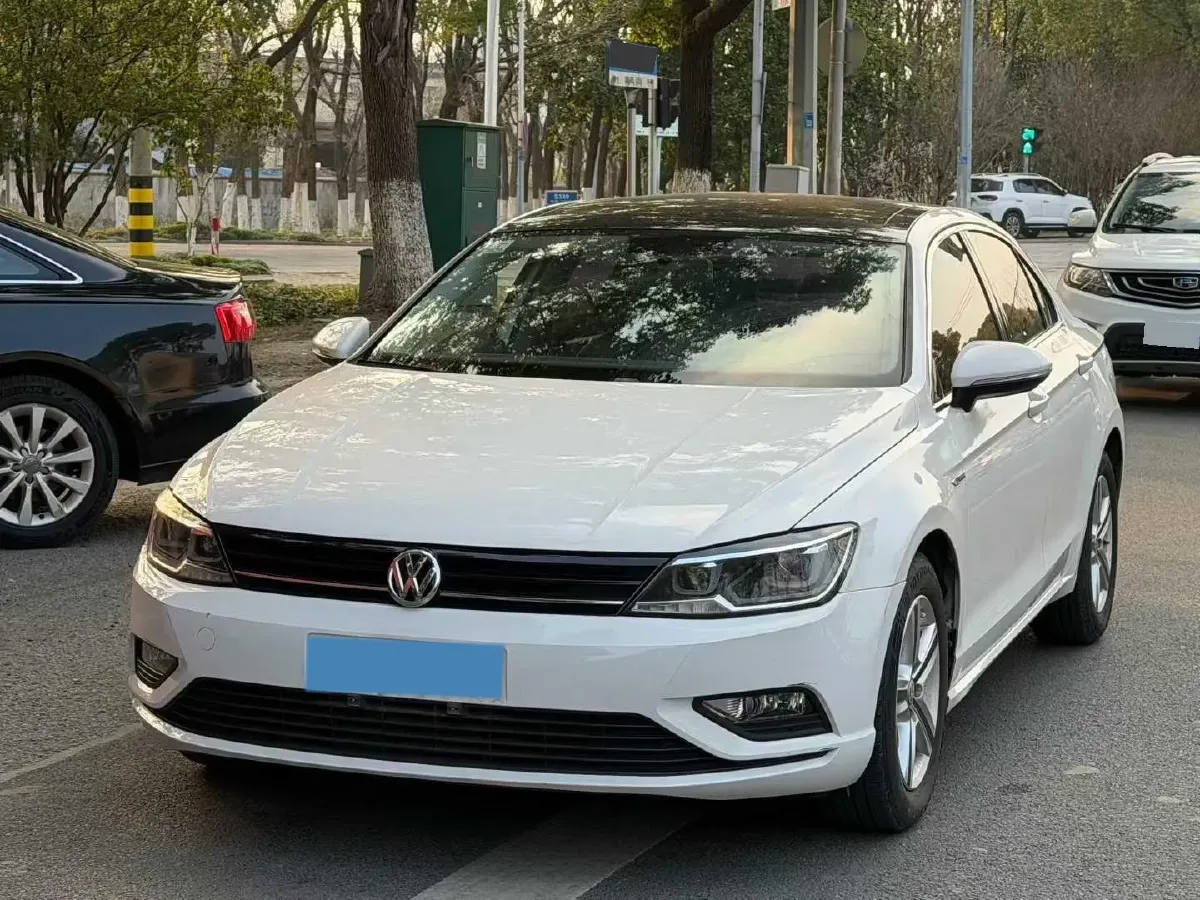 2017 Volkswagen Lamando 1.4T 131HP L4 7DCT,autocango,china used car exporter,china ev exporter,chinese used car exporter,chinese used ev exporter