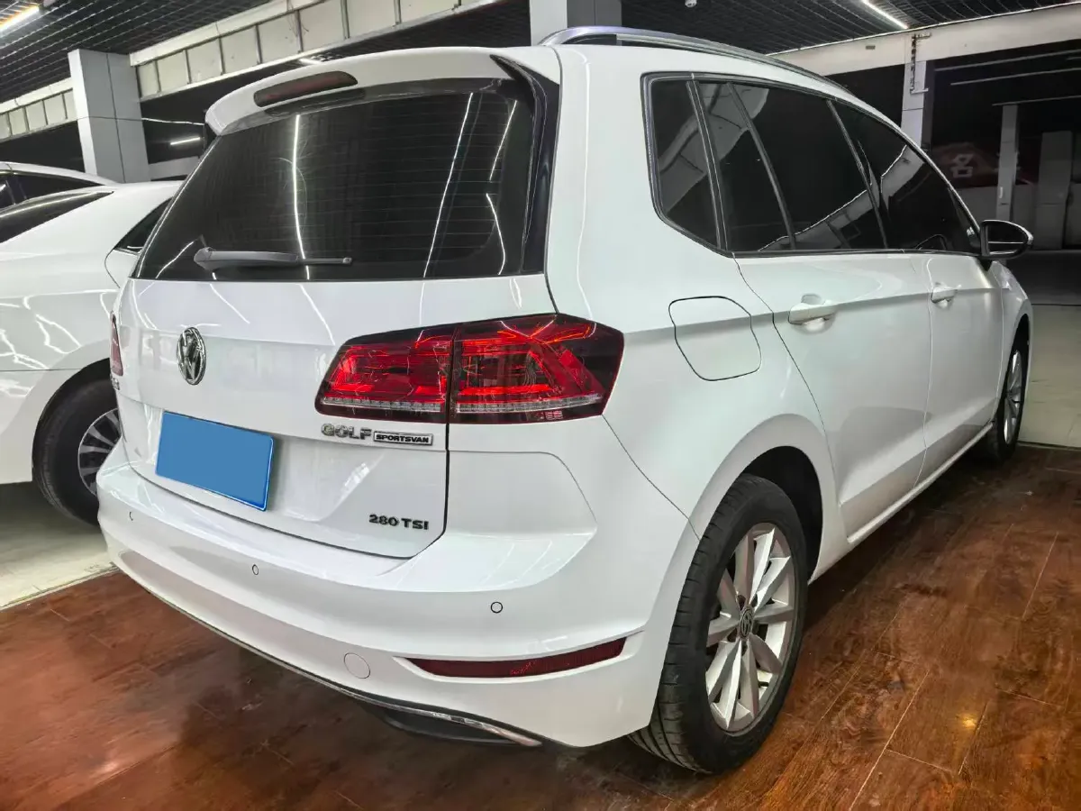2019 Volkswagen Golf Sportsvan 1.4T 150HP L4 7DCT,autocango,china used car exporter,china ev exporter,chinese used car exporter,chinese used ev exporter