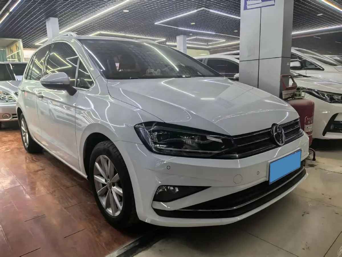 2019 Volkswagen Golf Sportsvan 1.4T 150HP L4 7DCT,autocango,china used car exporter,china ev exporter,chinese used car exporter,chinese used ev exporter