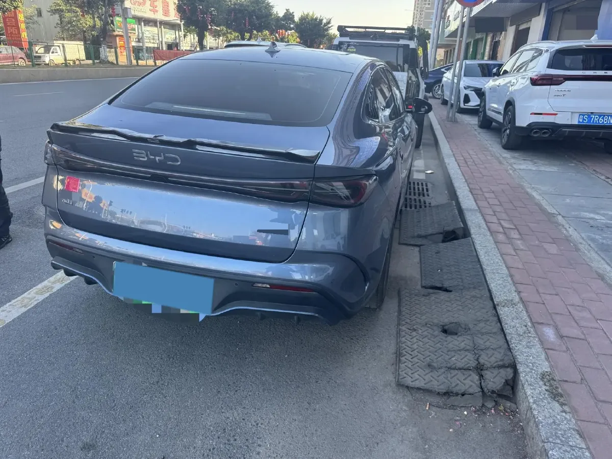 2025 BYD Seal06 1.5L 101HP L4 E-CVT PHEV 15.87KWH,autocango,china used car exporter,china ev exporter,chinese used car exporter,chinese used ev exporter