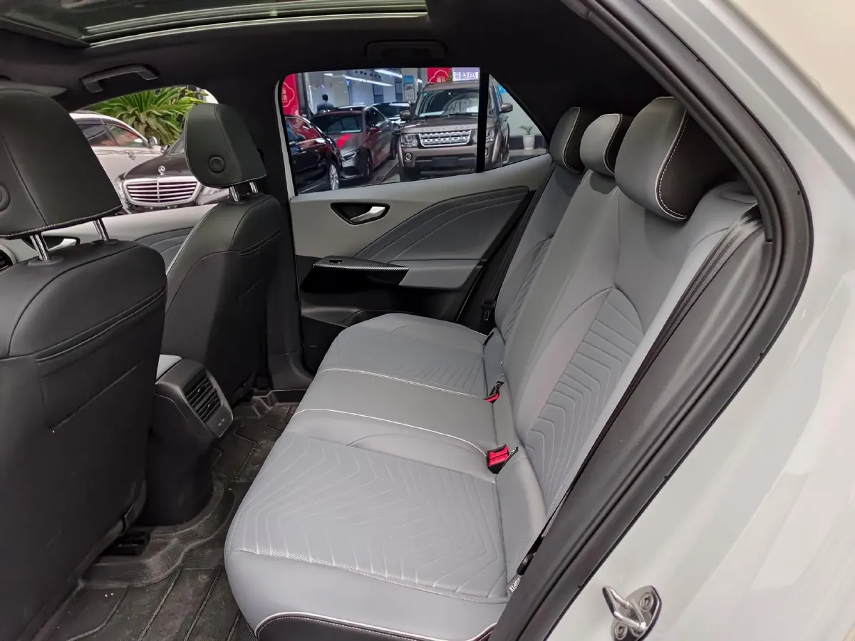 2025 MAXUS XinTu V80 2.0T 147HP L4 6AMT,autocango,china used car exporter,china ev exporter,chinese used car exporter,chinese used ev exporter