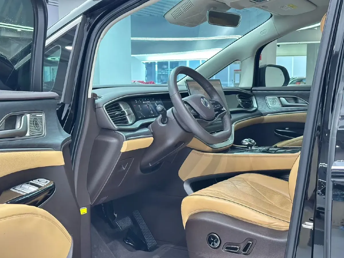 2024 Denza D9 1.5T 139HP L4 E-CVT PHEV 40KWH,autocango,china used car exporter,china ev exporter,chinese used car exporter,chinese used ev exporter