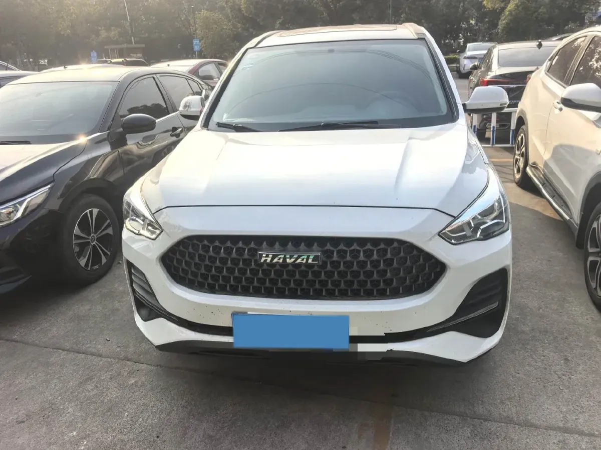 2019 Haval M6 1.5T 150HP L4 7DCT,autocango,china used car exporter,china ev exporter,chinese used car exporter,chinese used ev exporter