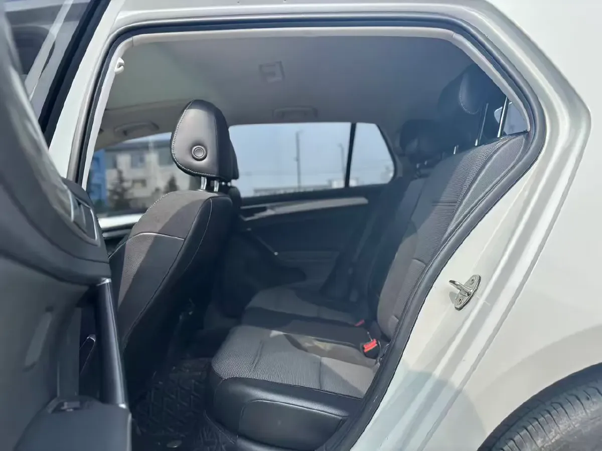 2018 Volkswagen Golf 1.4T 131HP L4 7DCT,autocango,china used car exporter,china ev exporter,chinese used car exporter,chinese used ev exporter