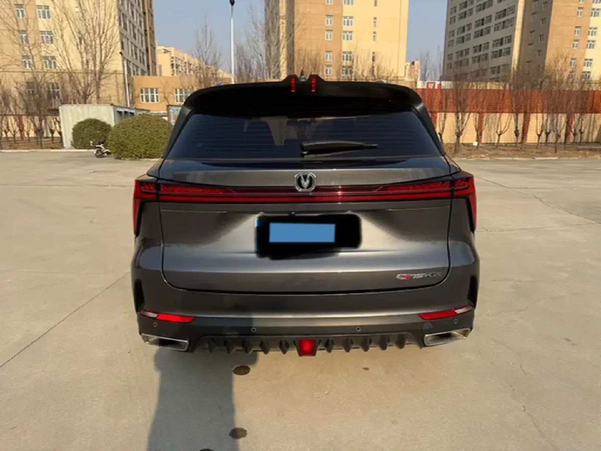 2022 ChangAn CS75 Plus 1.5T 188HP L4 8AT,autocango,china used car exporter,china ev exporter,chinese used car exporter,chinese used ev exporter