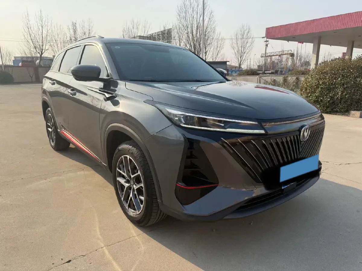 2022 ChangAn CS75 Plus 1.5T 188HP L4 8AT,autocango,china used car exporter,china ev exporter,chinese used car exporter,chinese used ev exporter