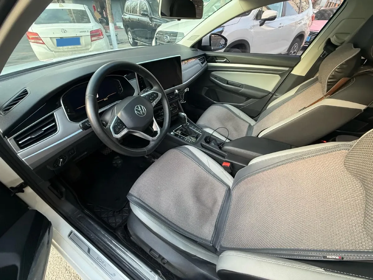 2023 Volkswagen Bora 1.5T 160HP L4 7DCT,autocango,china used car exporter,china ev exporter,chinese used car exporter,chinese used ev exporter