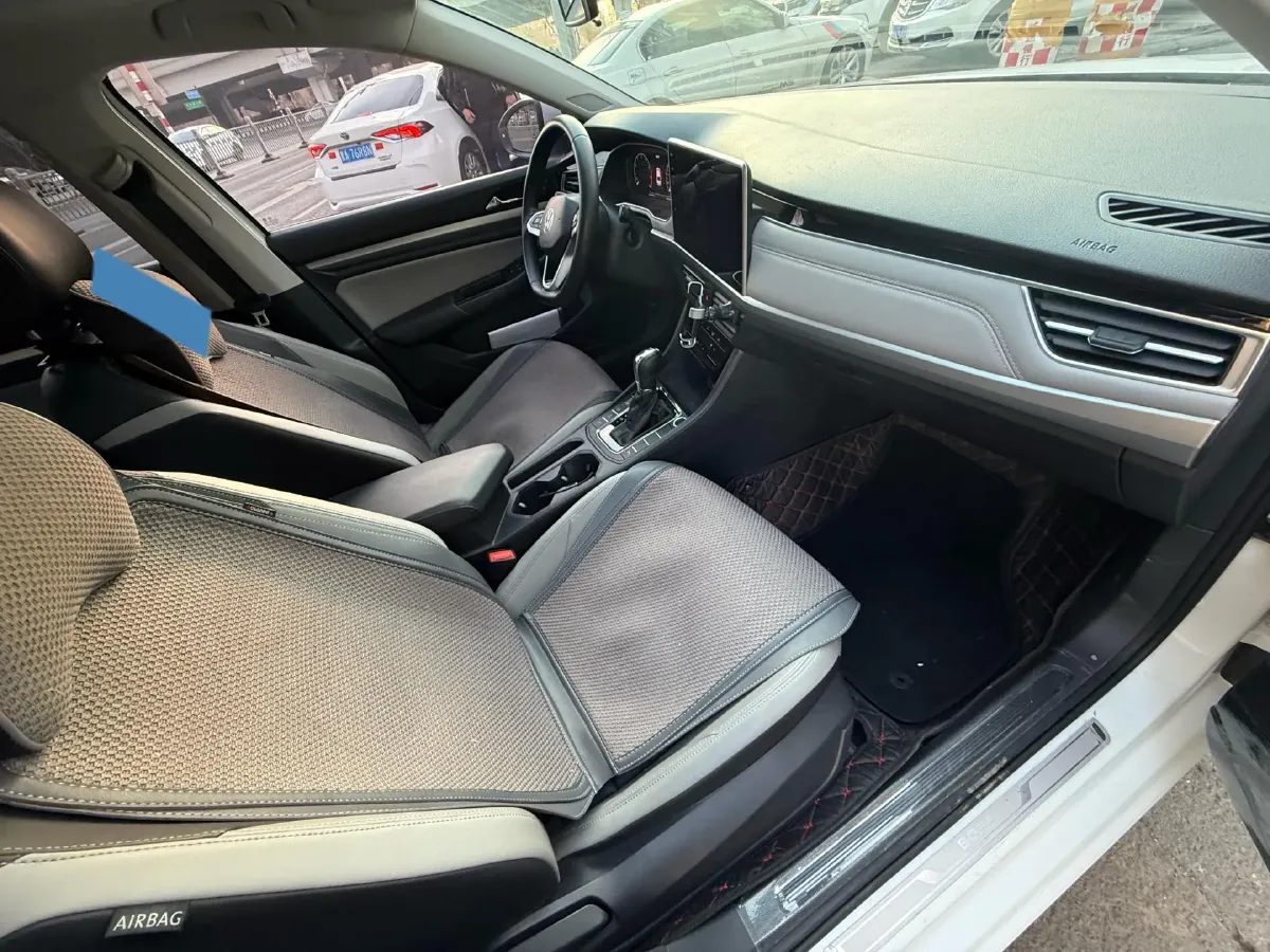 2023 Volkswagen Bora 1.5T 160HP L4 7DCT,autocango,china used car exporter,china ev exporter,chinese used car exporter,chinese used ev exporter