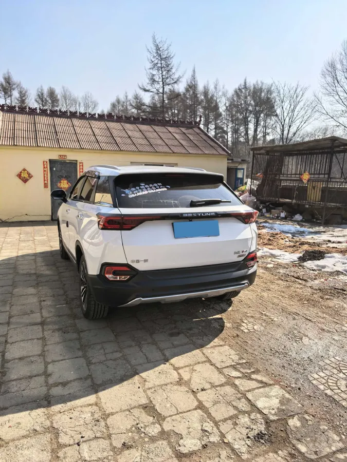 2021 Bestune T77 1.5T 169HP L4 7DCT,autocango,china used car exporter,china ev exporter,chinese used car exporter,chinese used ev exporter