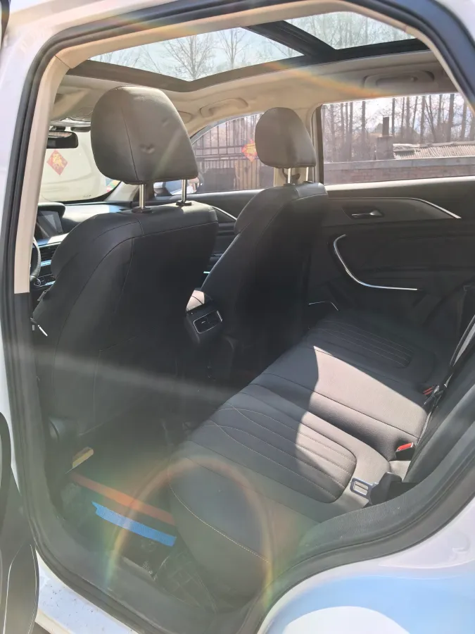 2021 Bestune T77 1.5T 169HP L4 7DCT,autocango,china used car exporter,china ev exporter,chinese used car exporter,chinese used ev exporter