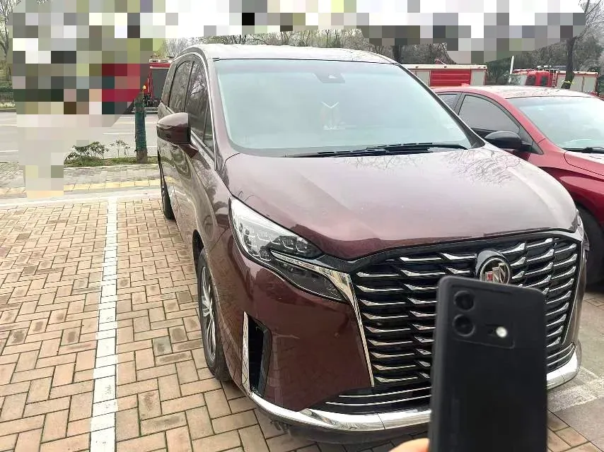 2023 Buick GL8 2.0T 237HP L4 9AT,autocango,china used car exporter,china ev exporter,chinese used car exporter,chinese used ev exporter