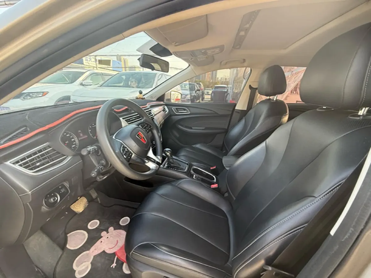 2019 Roewe i5 1.5L 120HP L4 CVT,autocango,china used car exporter,china ev exporter,chinese used car exporter,chinese used ev exporter