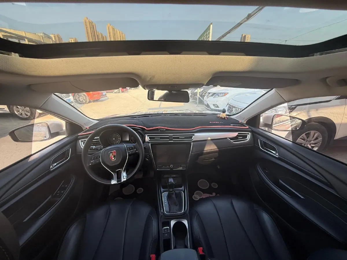 2019 Roewe i5 1.5L 120HP L4 CVT,autocango,china used car exporter,china ev exporter,chinese used car exporter,chinese used ev exporter