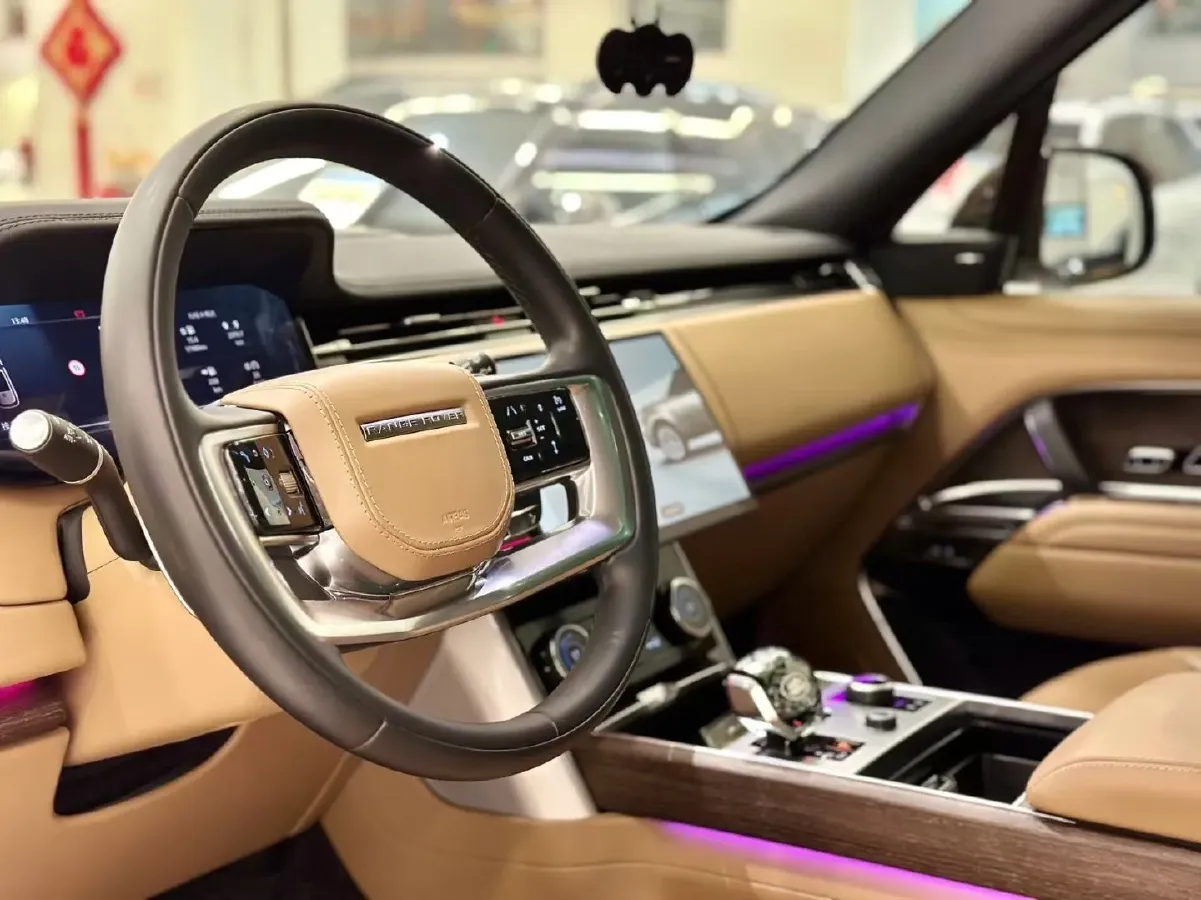 2023 Land Rover Range Rover 3.0T 400HP L6 8AT,autocango,china used car exporter,china ev exporter,chinese used car exporter,chinese used ev exporter