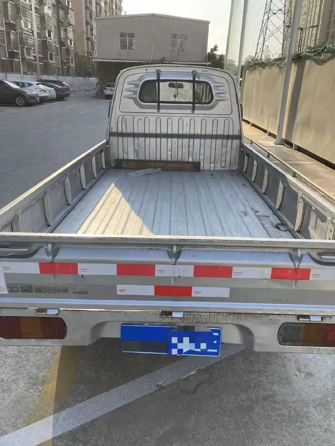 2022 WuLing RongGuang Mini Truck 1.5L 99HP L4 5MT,autocango,china used car exporter,china ev exporter,chinese used car exporter,chinese used ev exporter