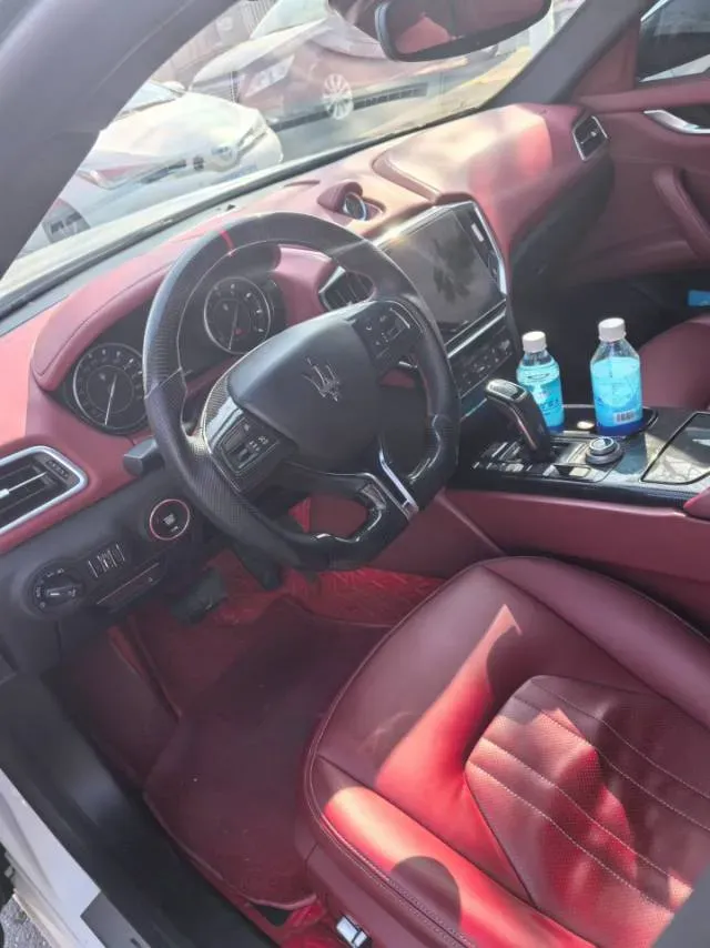 2022 Audi Q7 2.0T 245HP L4 8AT,autocango,china used car exporter,china ev exporter,chinese used car exporter,chinese used ev exporter