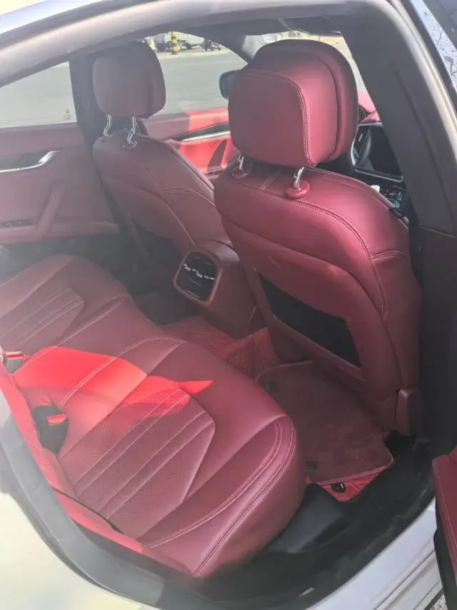 2022 Audi Q7 2.0T 245HP L4 8AT,autocango,china used car exporter,china ev exporter,chinese used car exporter,chinese used ev exporter