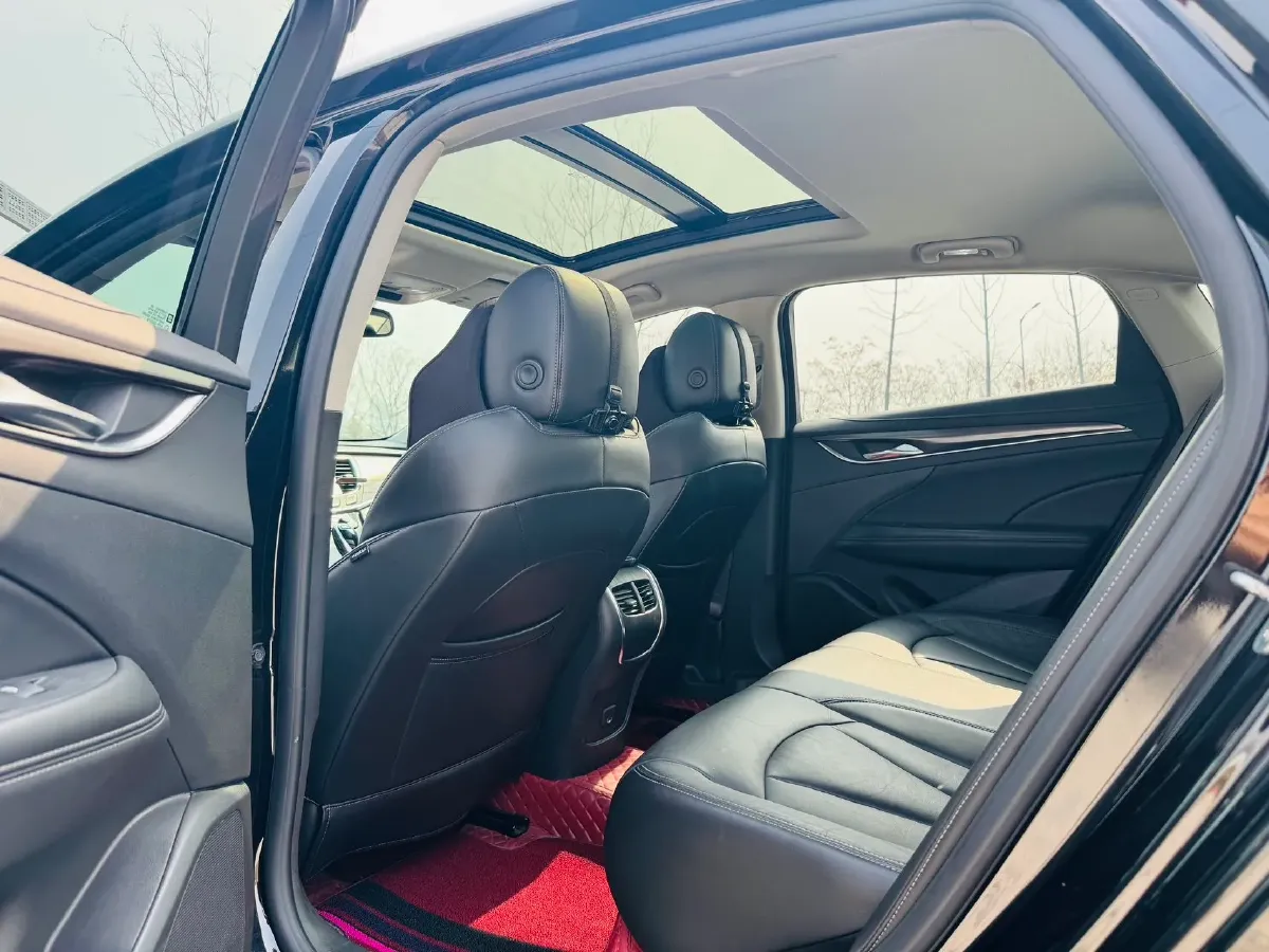 2021 Buick Larcosse 2.0T 237HP L4 9AT,autocango,china used car exporter,china ev exporter,chinese used car exporter,chinese used ev exporter