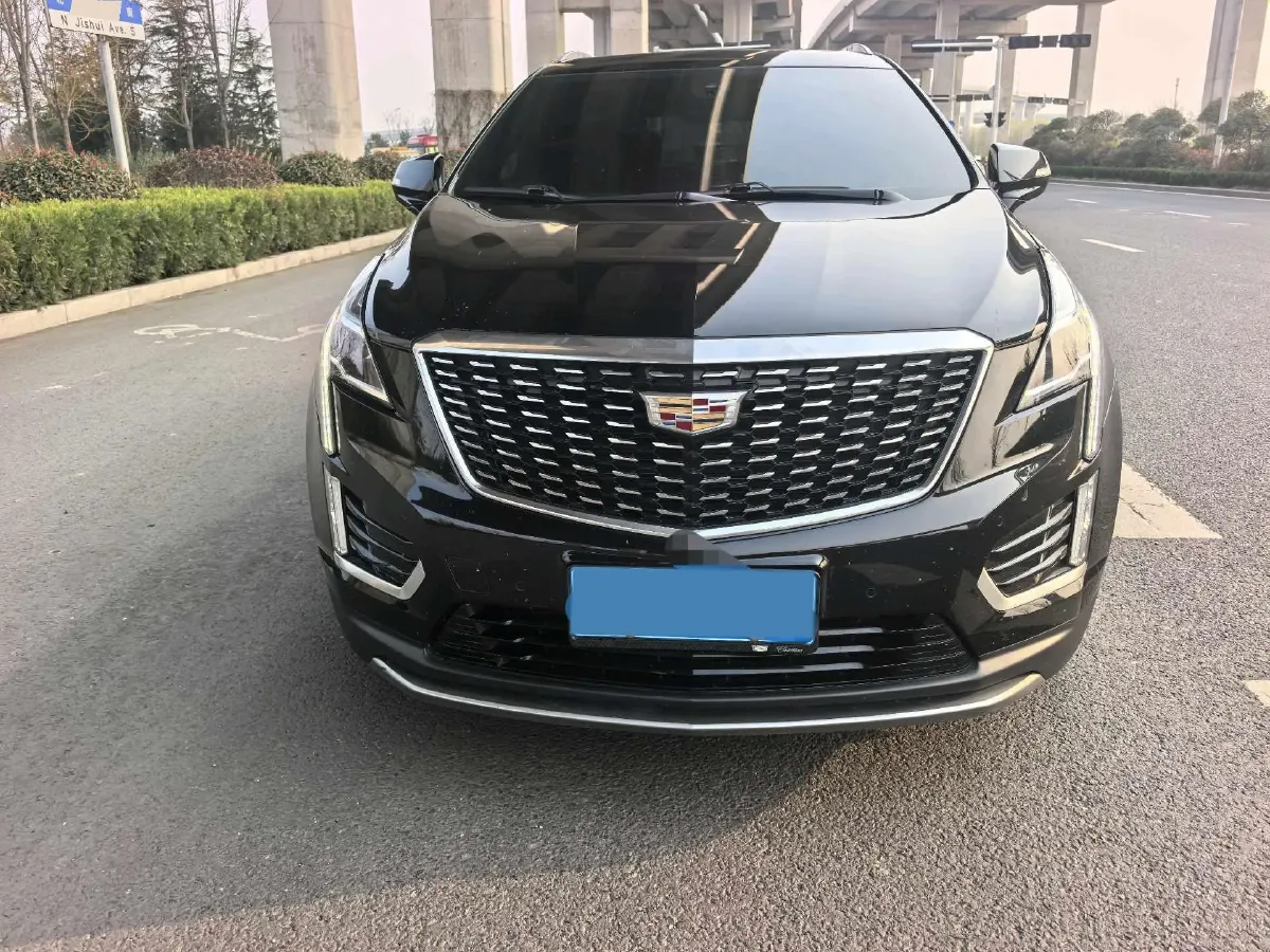 2021 Cadillac XT5 2.0T 237HP L4 9AT,autocango,china used car exporter,china ev exporter,chinese used car exporter,chinese used ev exporter