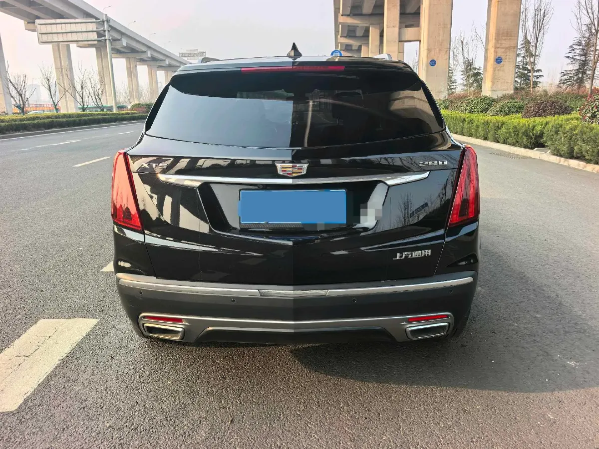 2021 Cadillac XT5 2.0T 237HP L4 9AT,autocango,china used car exporter,china ev exporter,chinese used car exporter,chinese used ev exporter