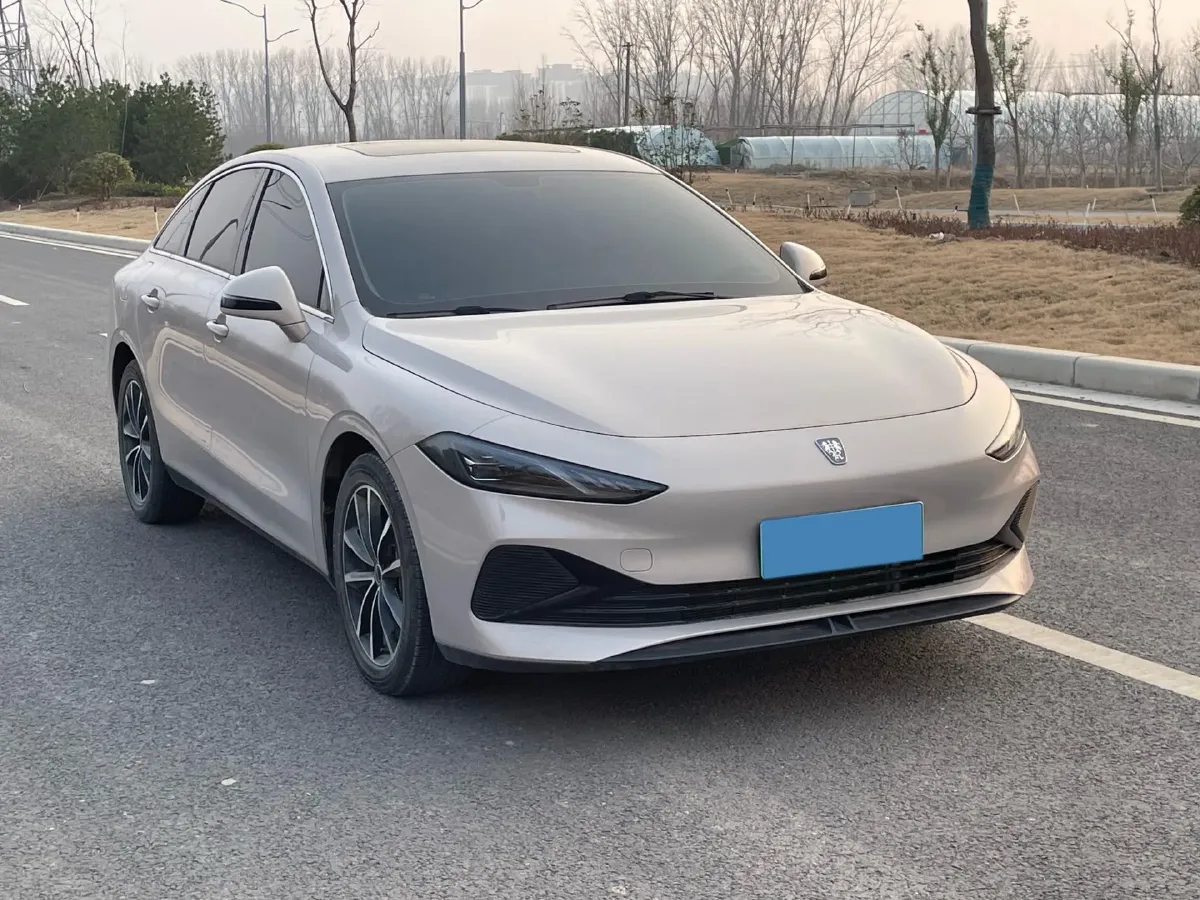 2025 Roewe D7 1.5L 112HP L4 1DHT PHEV 19.7KWH,autocango,china used car exporter,china ev exporter,chinese used car exporter,chinese used ev exporter