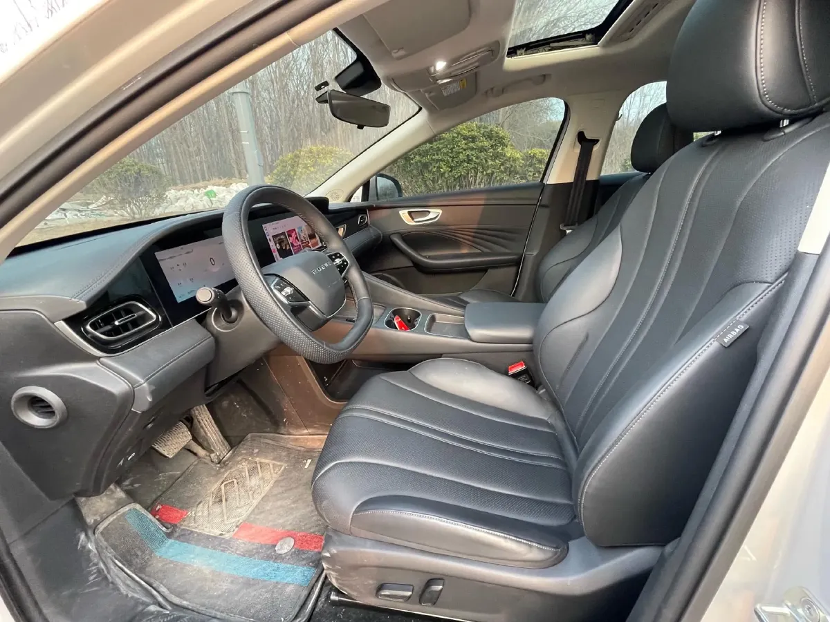 2025 Roewe D7 1.5L 112HP L4 1DHT PHEV 19.7KWH,autocango,china used car exporter,china ev exporter,chinese used car exporter,chinese used ev exporter