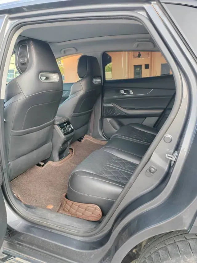 2021 ChangAn UNI-K 2.0T 233HP L4 8AT,autocango,china used car exporter,china ev exporter,chinese used car exporter,chinese used ev exporter