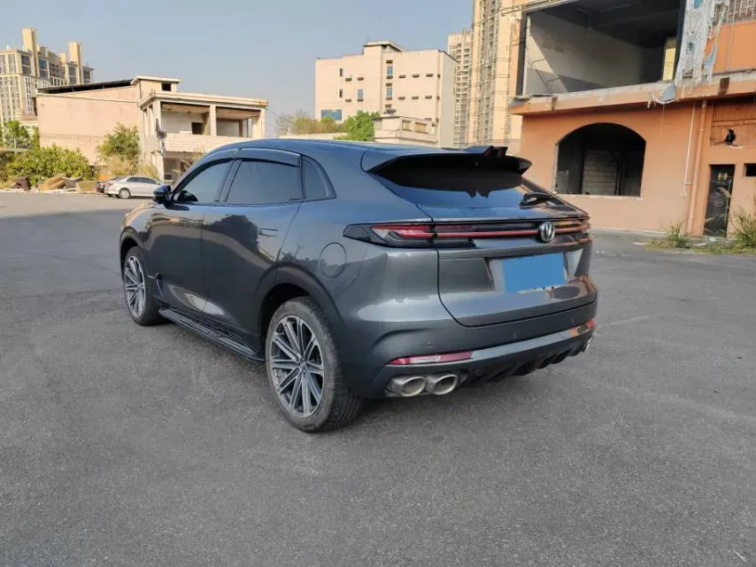 2021 ChangAn UNI-K 2.0T 233HP L4 8AT,autocango,china used car exporter,china ev exporter,chinese used car exporter,chinese used ev exporter