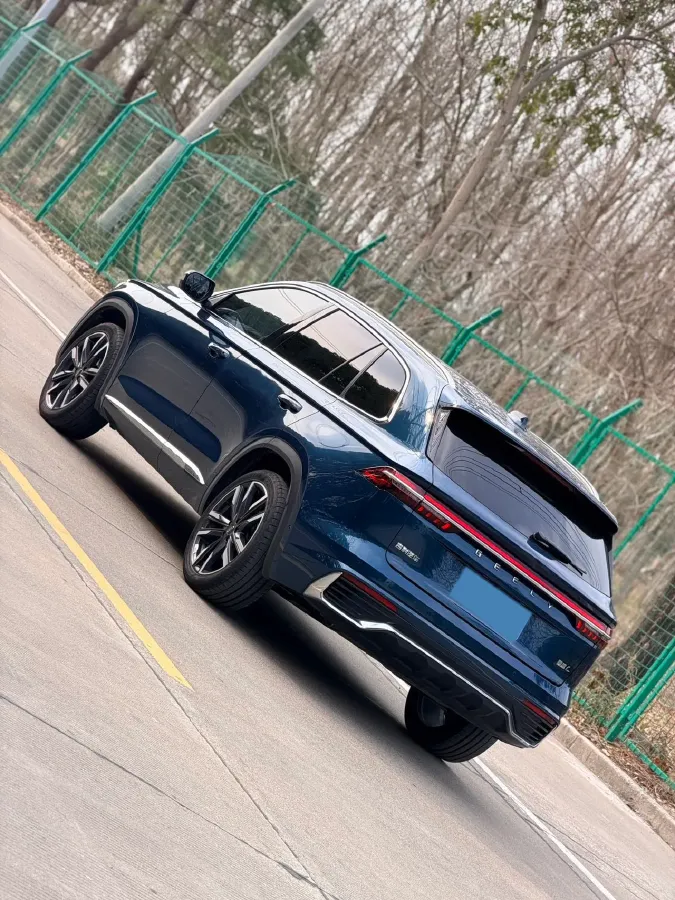 2021 Geely Monjaro 2.0T 218HP L4 7DCT,autocango,china used car exporter,china ev exporter,chinese used car exporter,chinese used ev exporter