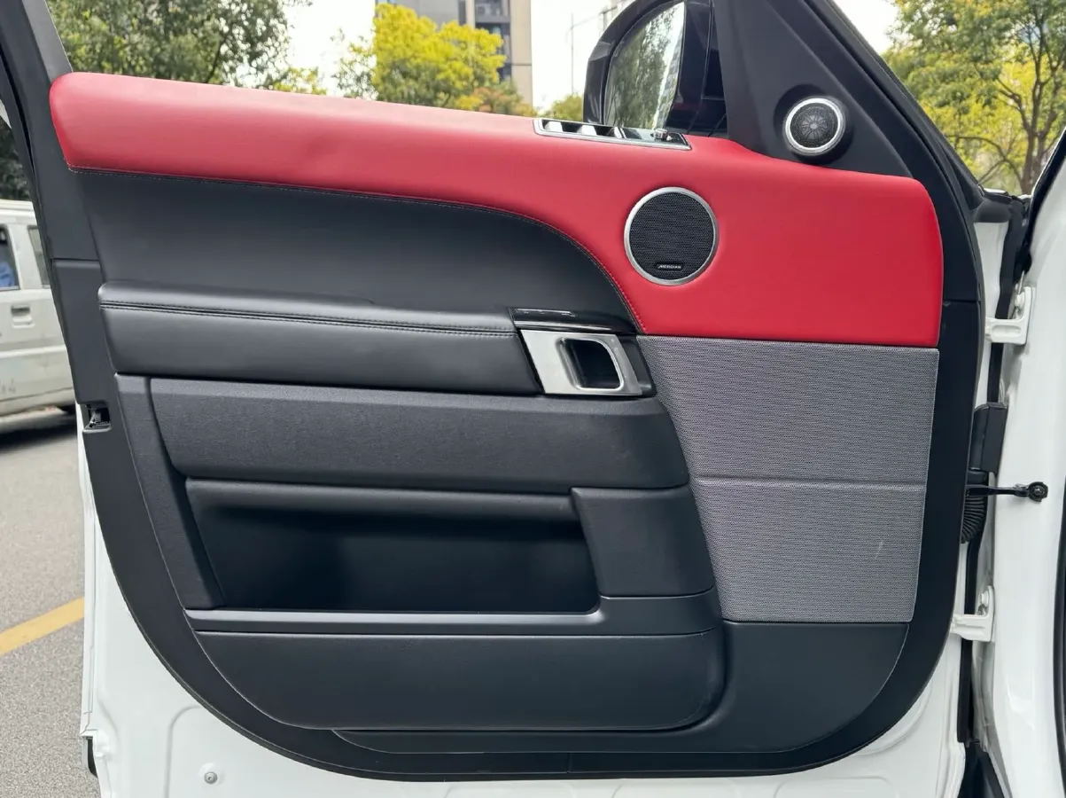 2018 Land Rover Range Rover Sport 3.0T 381HP V6 8AT,autocango,china used car exporter,china ev exporter,chinese used car exporter,chinese used ev exporter