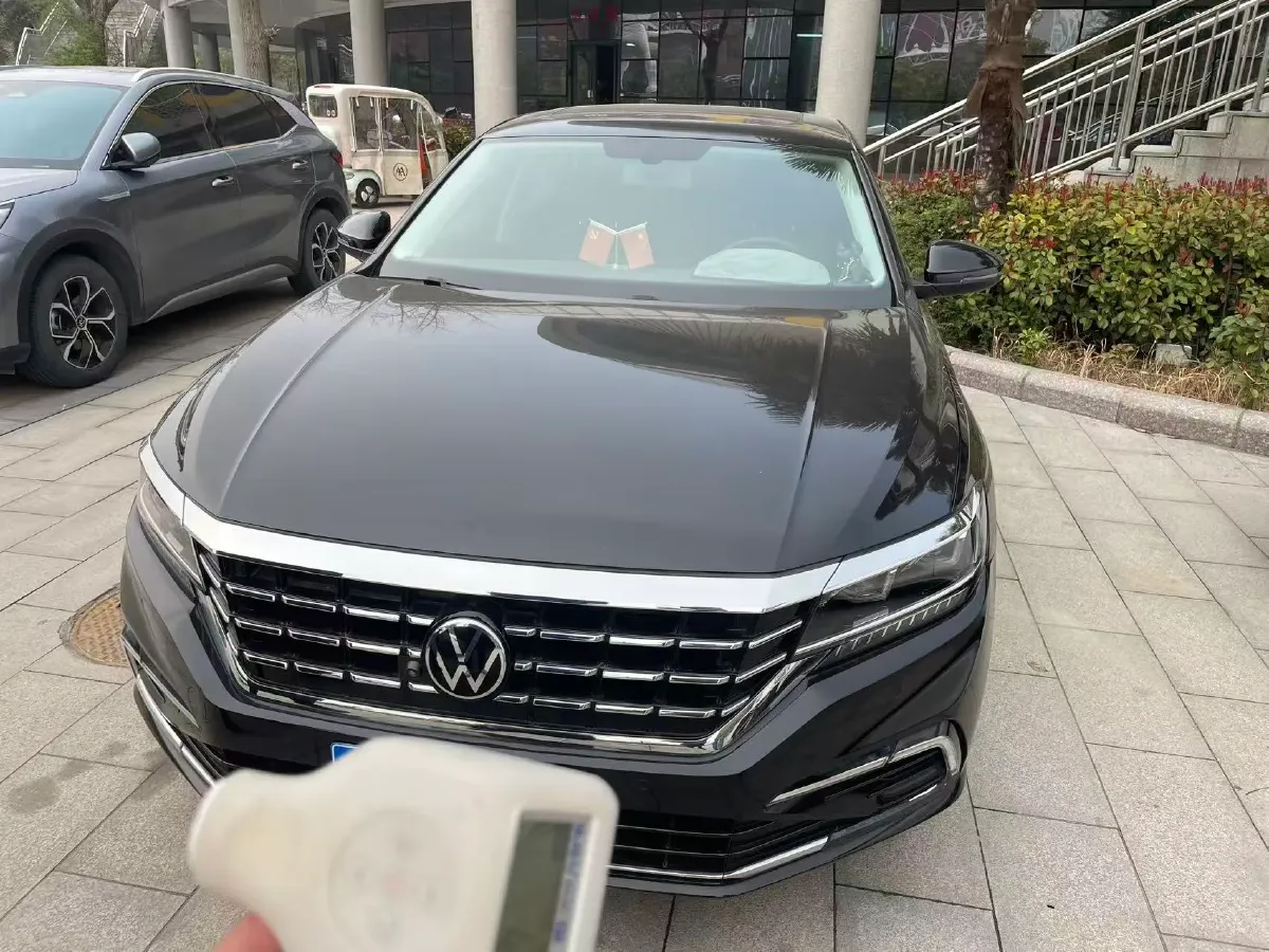 2021 Volkswagen Passat 2.0T 186HP L4 7DCT,autocango,china used car exporter,china ev exporter,chinese used car exporter,chinese used ev exporter