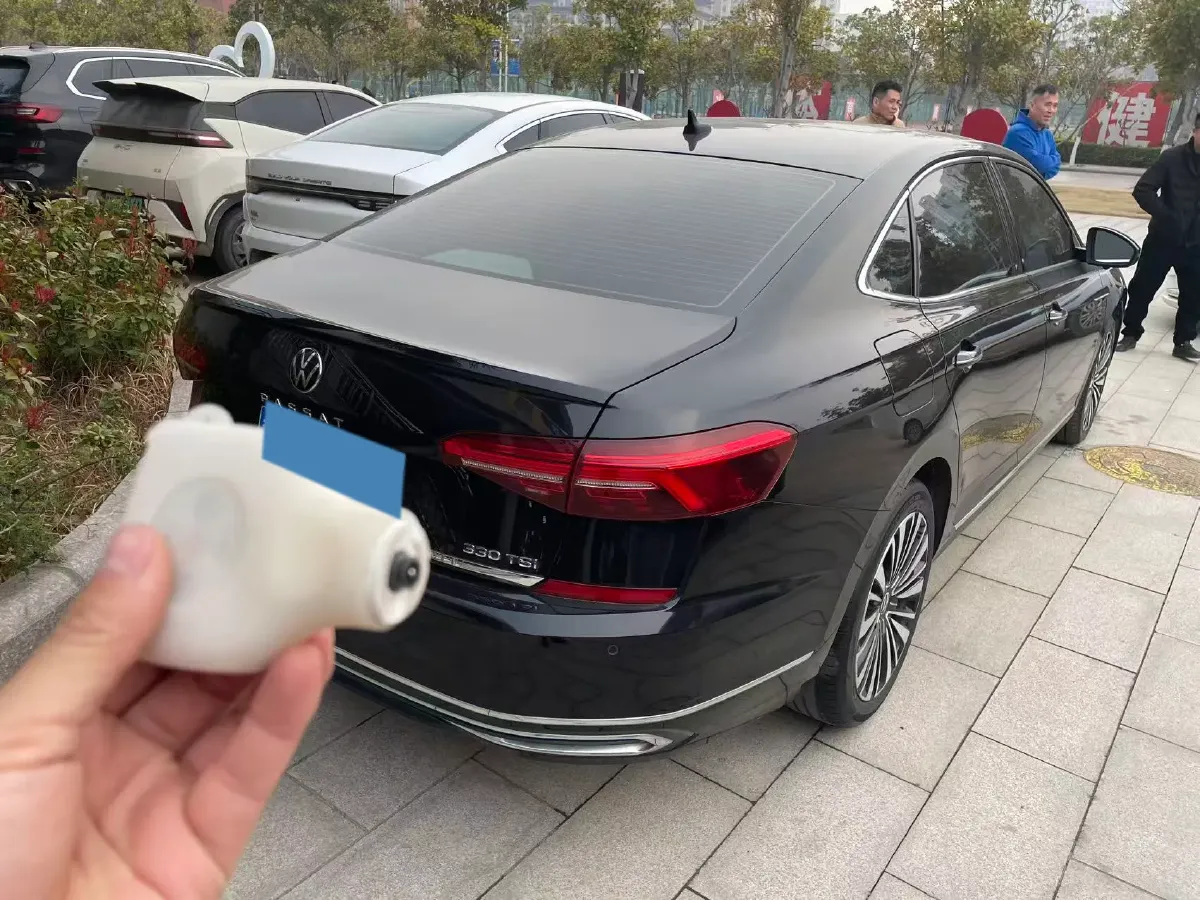 2021 Volkswagen Passat 2.0T 186HP L4 7DCT,autocango,china used car exporter,china ev exporter,chinese used car exporter,chinese used ev exporter