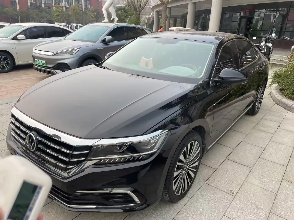 2021 Volkswagen Passat 2.0T 186HP L4 7DCT,autocango,china used car exporter,china ev exporter,chinese used car exporter,chinese used ev exporter