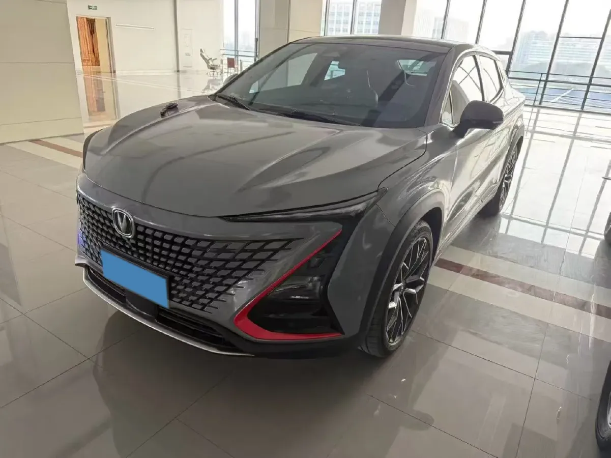 2022 ChangAn UNI-T 1.5T 188HP L4 7DCT,autocango,china used car exporter,china ev exporter,chinese used car exporter,chinese used ev exporter