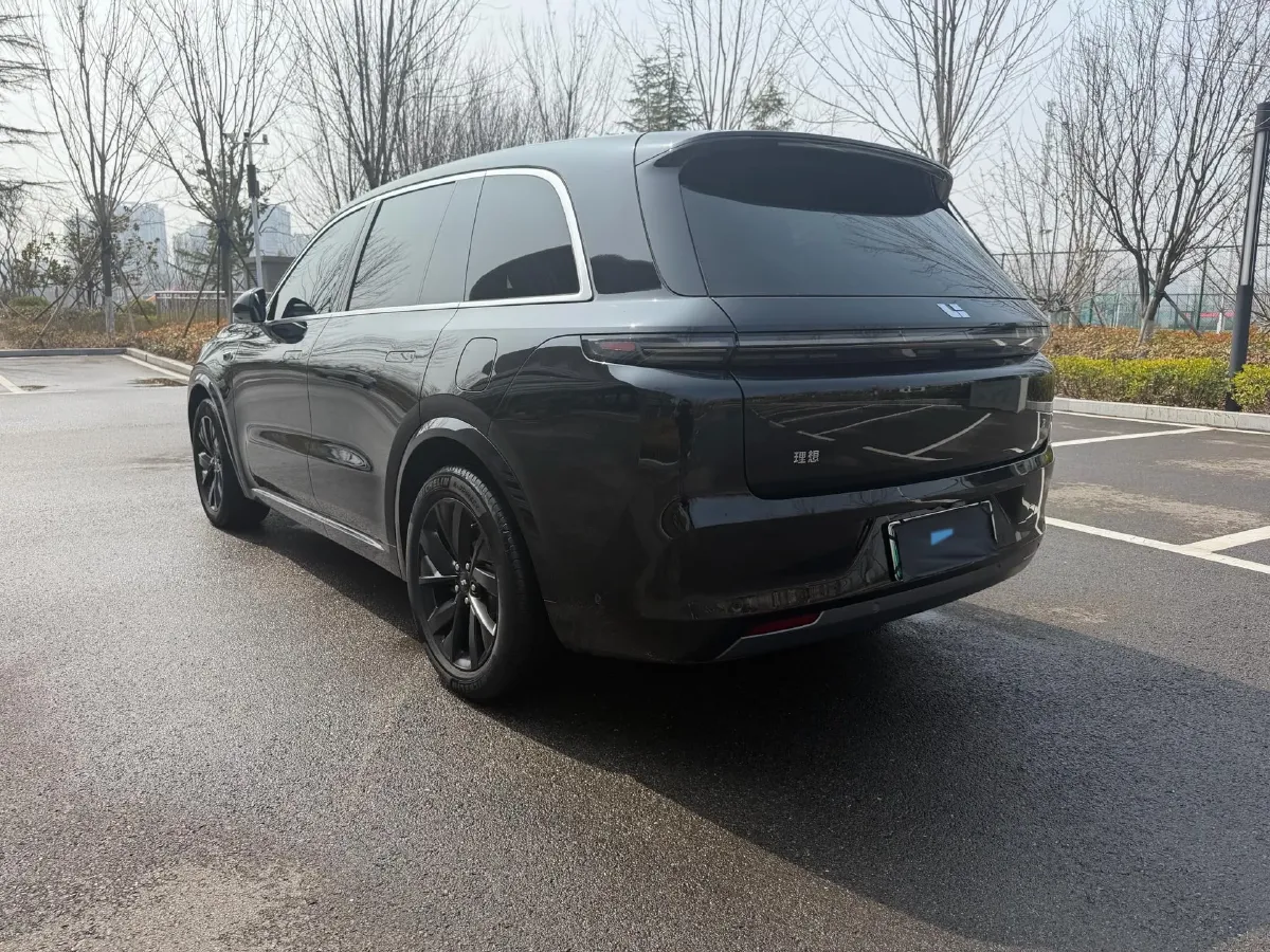 2023 Li L8 Range Extended 154HP REEV 40.9KWH,autocango,china used car exporter,china ev exporter,chinese used car exporter,chinese used ev exporter