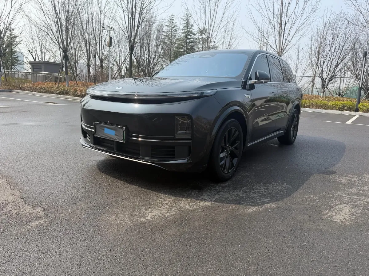 2023 Li L8 Range Extended 154HP REEV 40.9KWH,autocango,china used car exporter,china ev exporter,chinese used car exporter,chinese used ev exporter