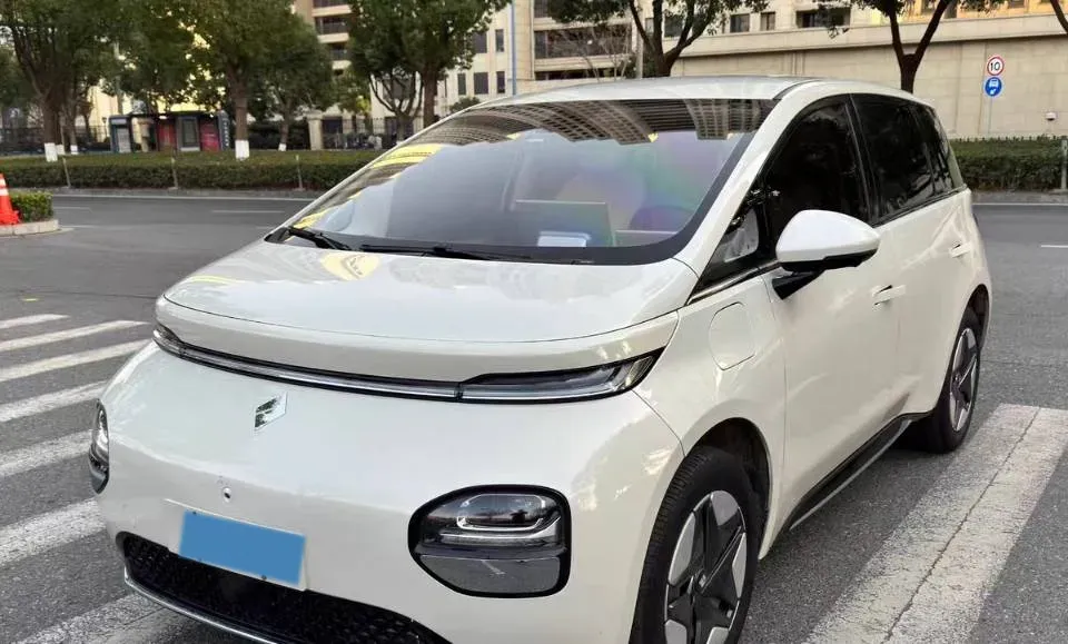 2023 BaoJun Cloud BEV 37.9KWH,autocango,china used car exporter,china ev exporter,chinese used car exporter,chinese used ev exporter